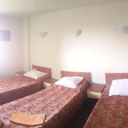 Complex Europa L.G Motel Ploieşti Buitenkant foto