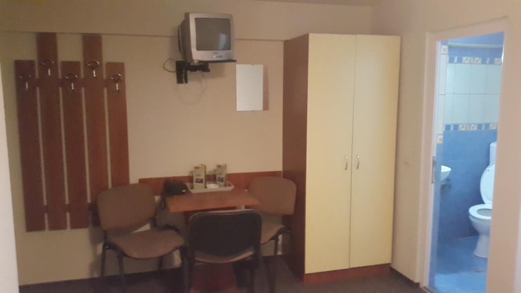 Complex Europa L.G Motel Ploieşti Kamer foto